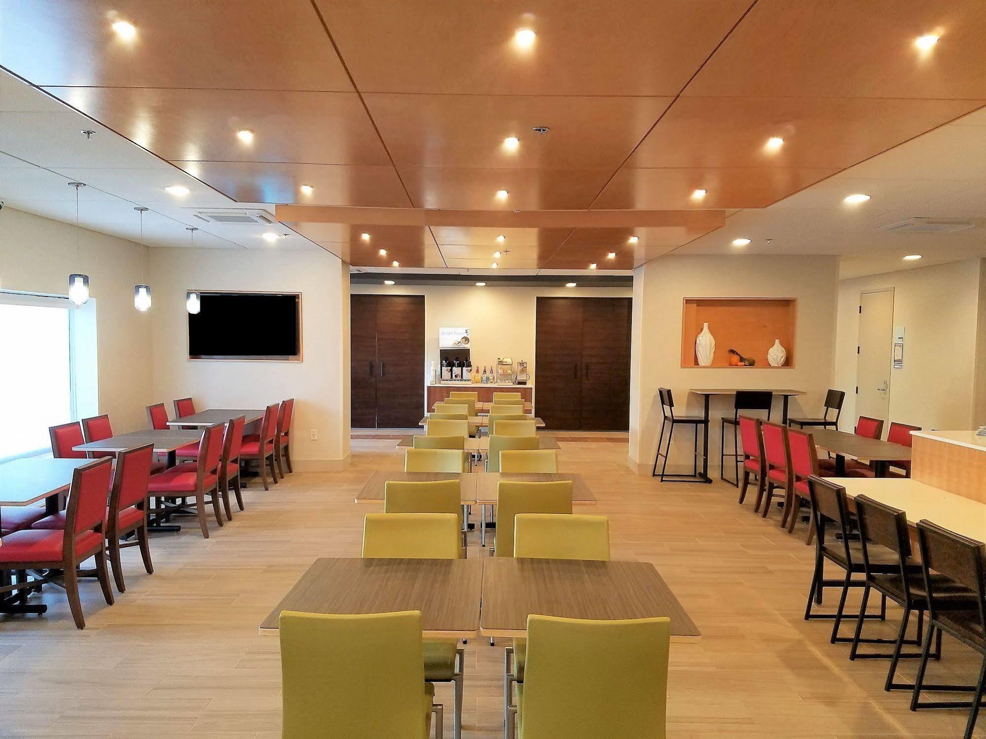 Holiday Inn Express Baltimore BWI Airport West By Ihg Hanover Eksteriør billede